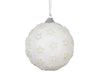 Boule de Noël blanche texturée étoiles et perles à suspendre
